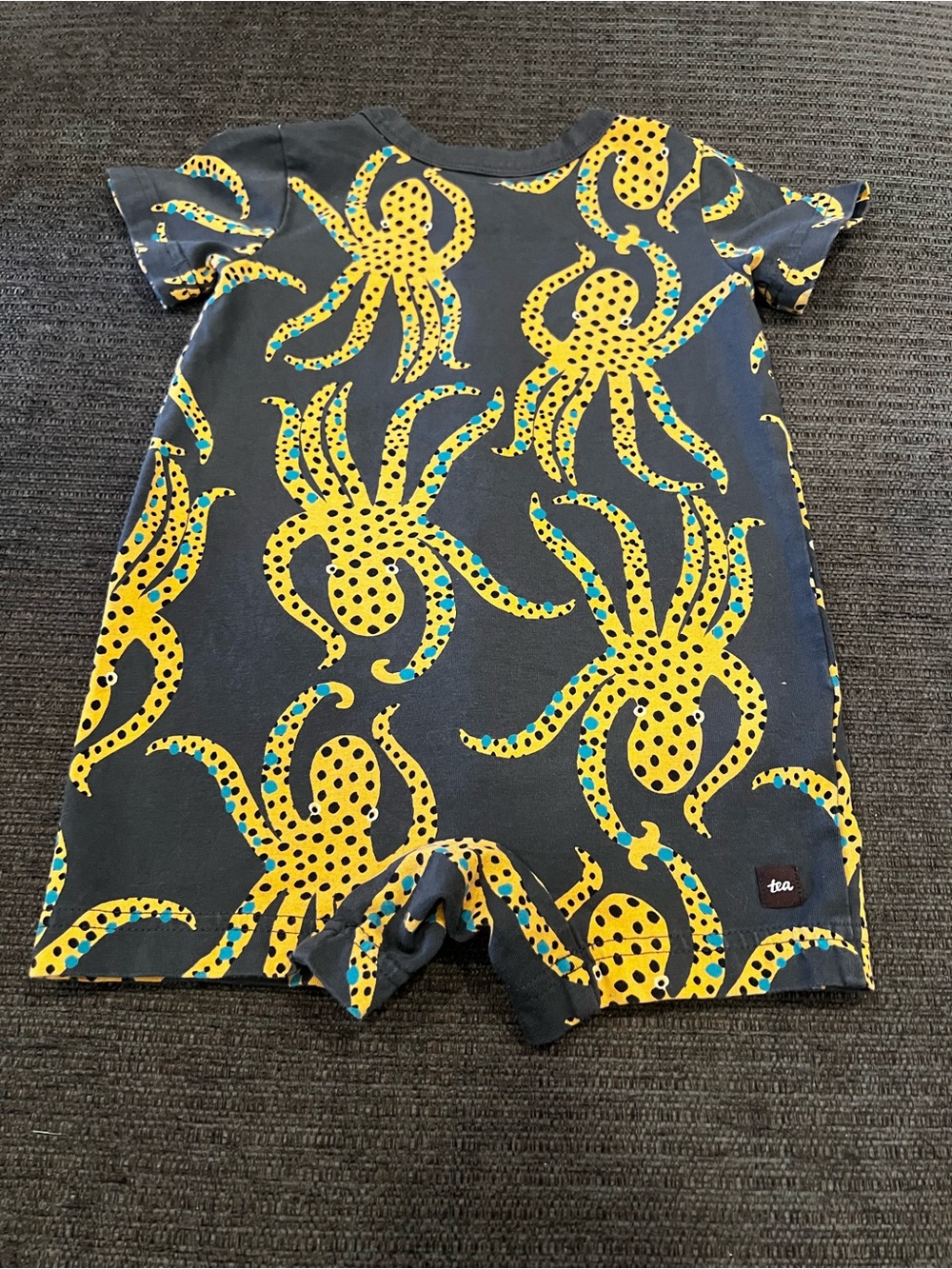 Tea Collection Romper’s Set of 3 Baby Boys Size 12-18 Months - Picture 3 of 10